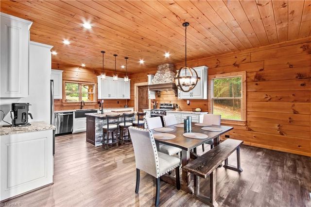 1220 Sierra Trace Road, Denton, NC 27239