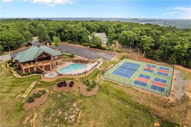 1220 Sierra Trace Road, Denton, NC 27239
