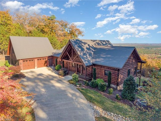 1220 Sierra Trace Road, Denton, NC 27239