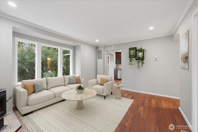 4342 338th Place SE, Fall City, WA 98024