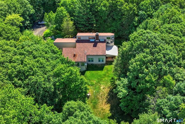 151 Cheshire Road, Bethany, CT 06524