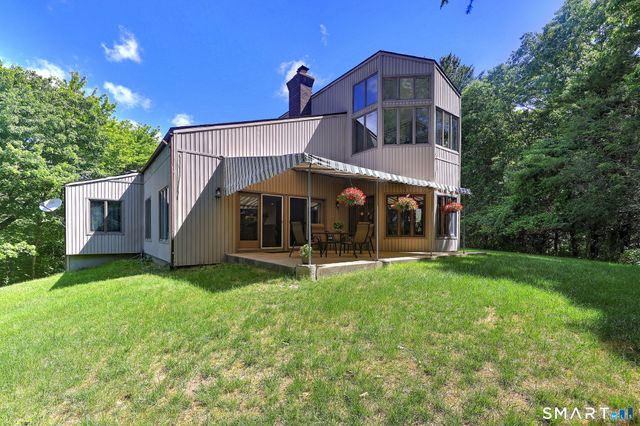 151 Cheshire Road, Bethany, CT 06524