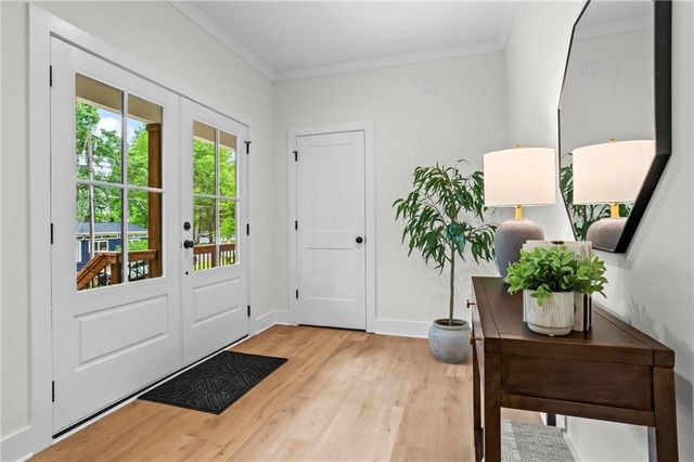 300 Nottingham Drive, Woodstock, GA 30188
