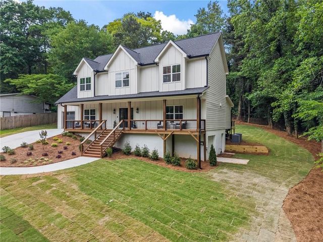 300 Nottingham Drive, Woodstock, GA 30188