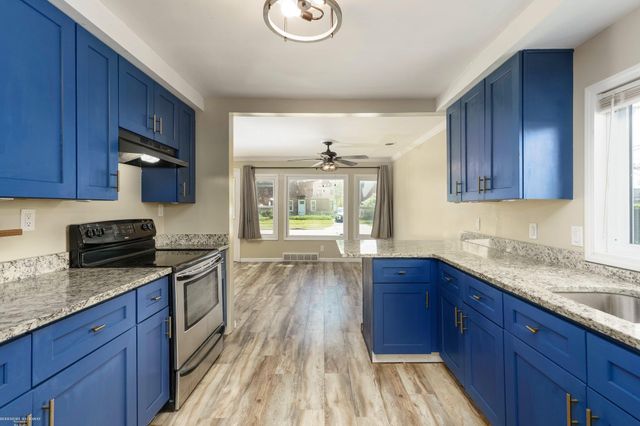 21525 Brys Drive, St Clair Shores, MI 48080