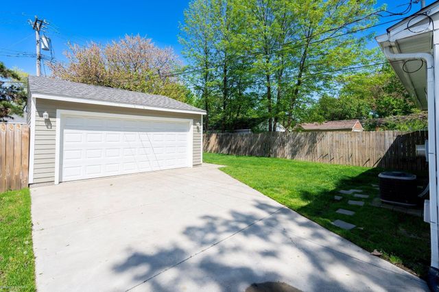 21525 Brys Drive, St Clair Shores, MI 48080