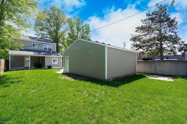 21525 Brys Drive, St Clair Shores, MI 48080