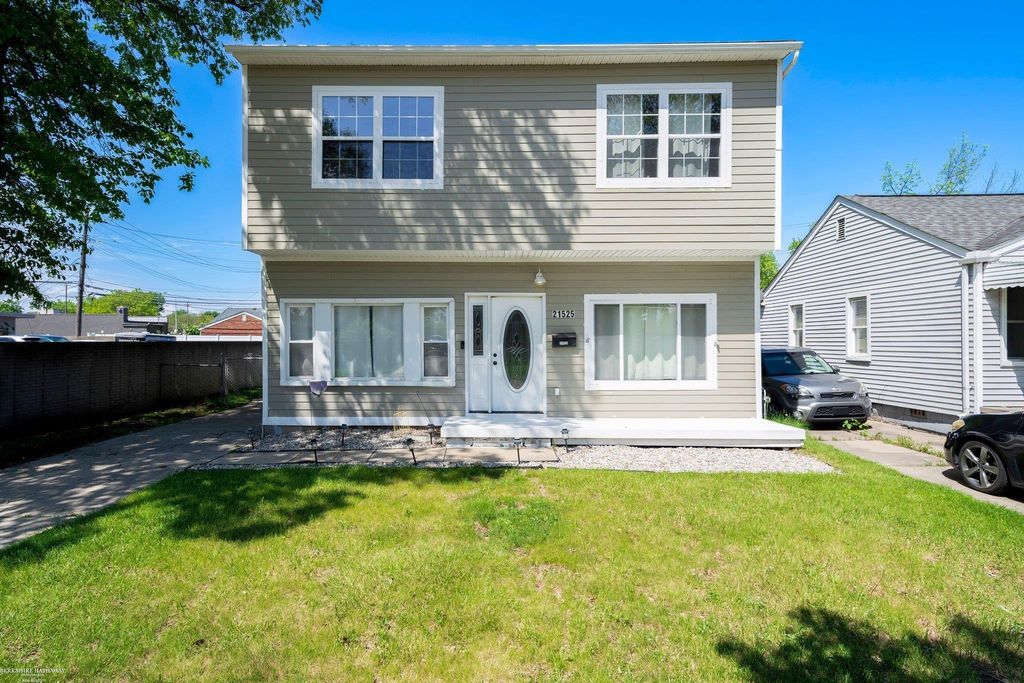 21525 Brys Drive, St Clair Shores, MI 48080