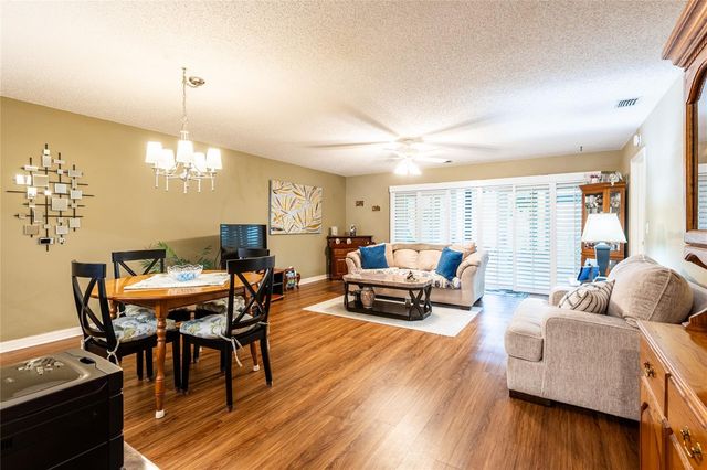 1801 E LAKE ROAD 11D, Palm Harbor, FL 34685