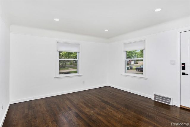 1419 N Blair Avenue, Royal Oak, MI 48067