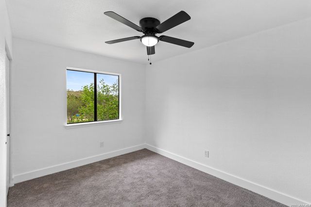 15610 Knollhollow, San Antonio, TX 78247