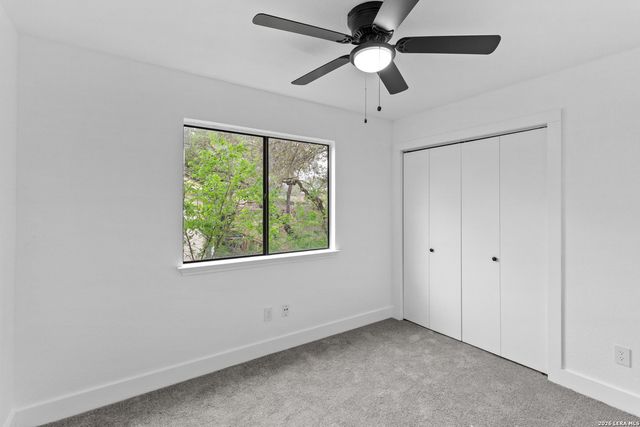 15610 Knollhollow, San Antonio, TX 78247