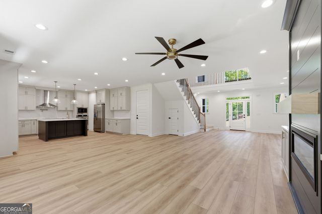 1016 Queens Bridge Way, Griffin, GA 30223