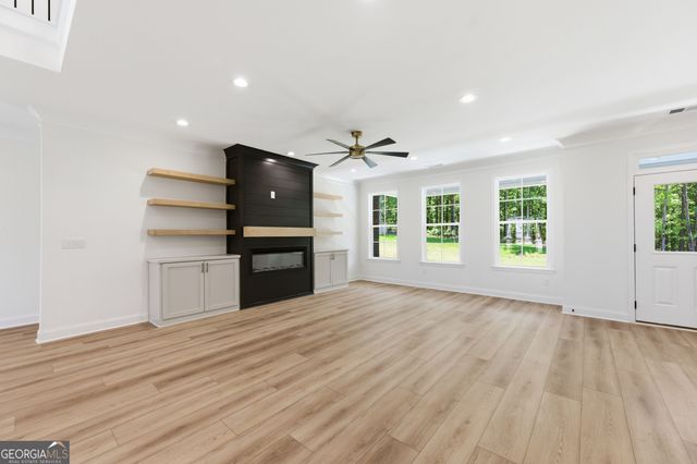 1016 Queens Bridge Way, Griffin, GA 30223