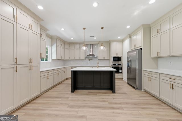 1016 Queens Bridge Way, Griffin, GA 30223