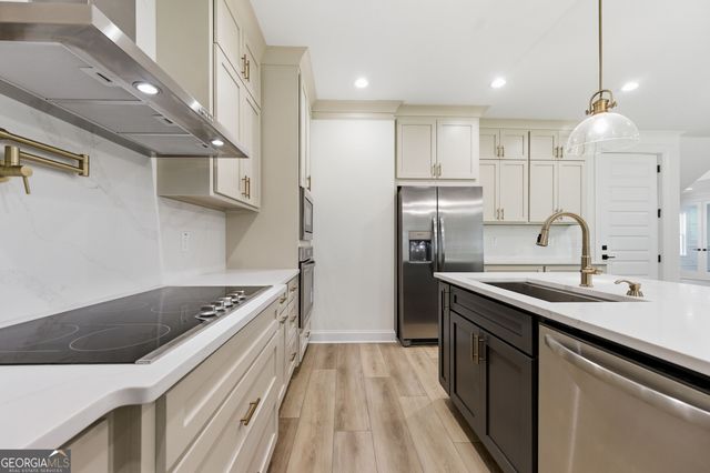 1016 Queens Bridge Way, Griffin, GA 30223