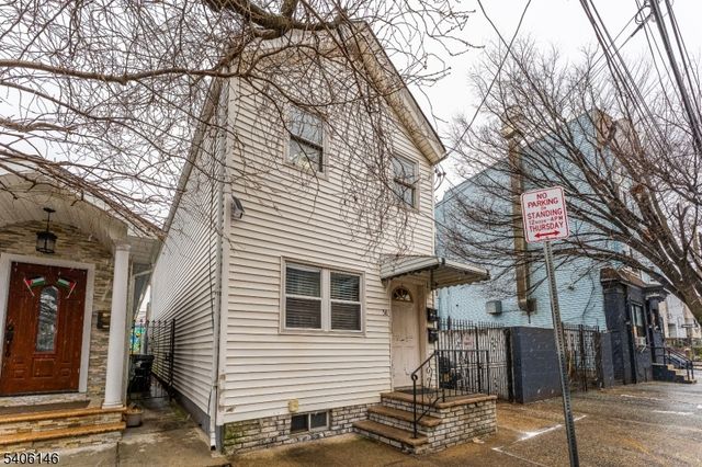 58 Van Buren St, Newark City, NJ 07105