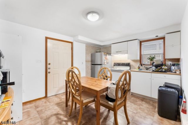 58 Van Buren St, Newark City, NJ 07105