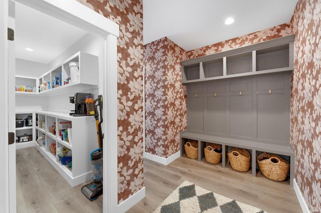 2049 S ROAN AVE, Saratoga Springs, UT 84045