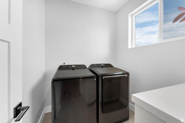 2049 S ROAN AVE, Saratoga Springs, UT 84045