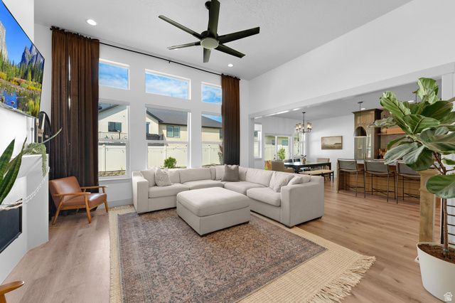 2049 S ROAN AVE, Saratoga Springs, UT 84045