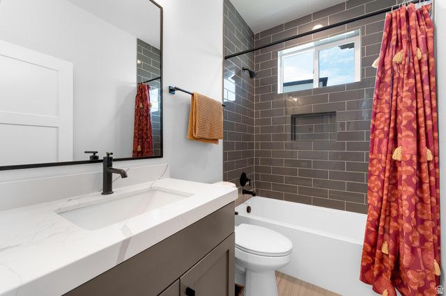 2049 S ROAN AVE, Saratoga Springs, UT 84045