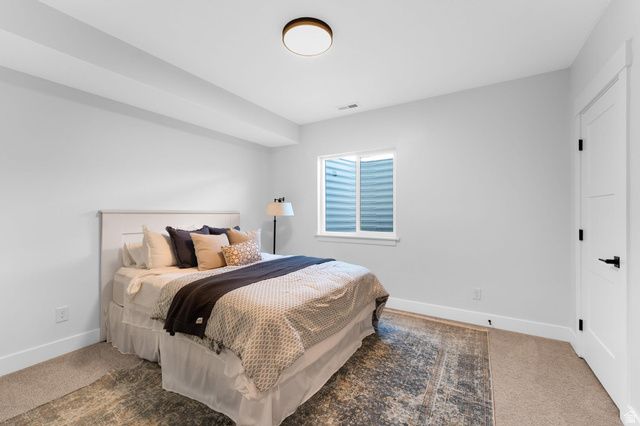 2049 S ROAN AVE, Saratoga Springs, UT 84045