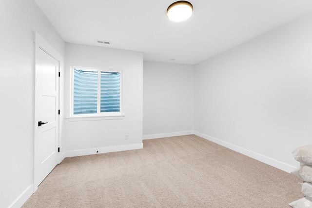 2049 S ROAN AVE, Saratoga Springs, UT 84045