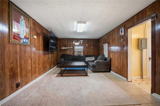 14240 Wintzell Avenue S, Bayou La Batre, AL 36509