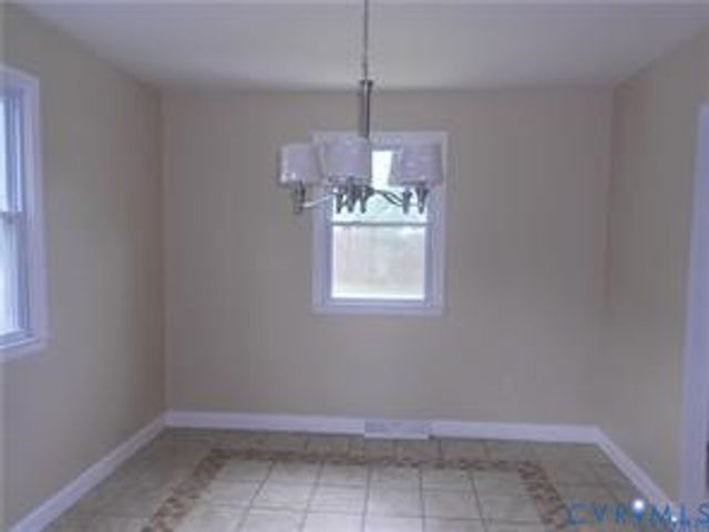 212 Greenwood Dr, Petersburg, VA 23805