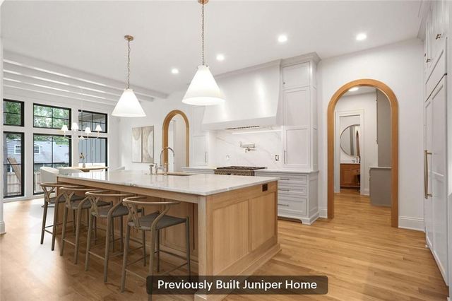 7412 Village Drive, Prairie Village, KS 66208