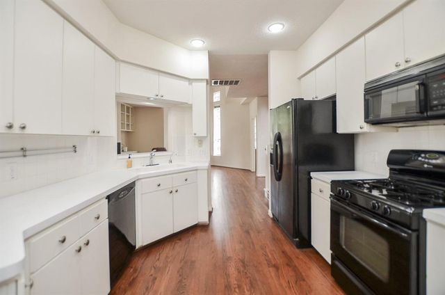 1909 Branard Street B, Houston, TX 77098