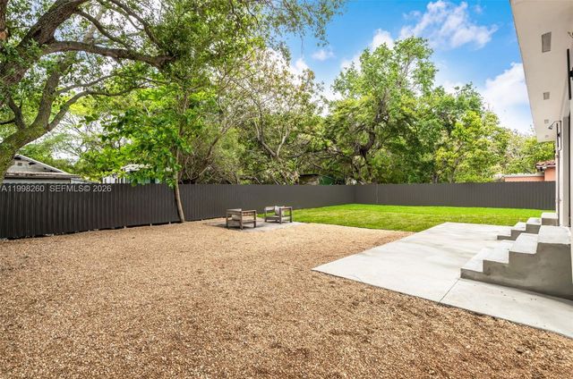 5510 NW 1st Ave, Miami, FL 33127