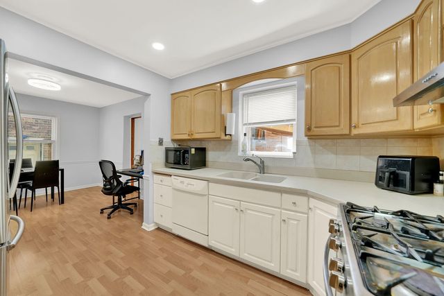 3717 W Marquette Road, Chicago, IL 60629