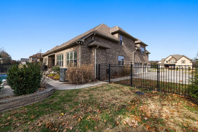 1628 Constellation Ct, Murfreesboro, TN 37129