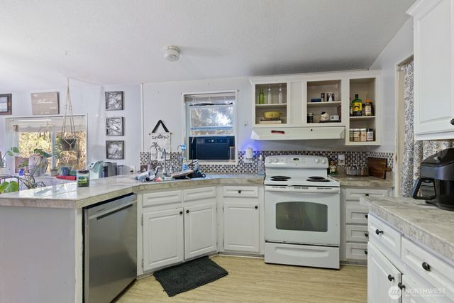 41971 Cedar Street, Concrete, WA 98237