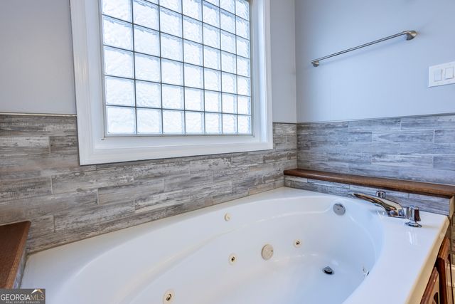 1206 Corkybrooke Lane, Winder, GA 30680