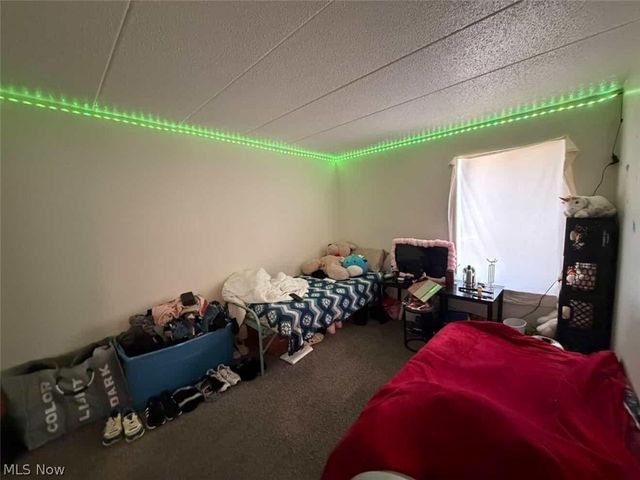 2440 Noble Road 204, Cleveland Heights, OH 44121