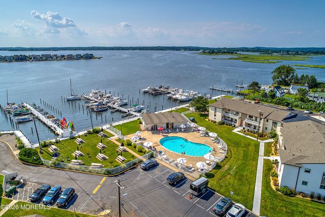 6 Wharfside Drive, Monmouth Beach, NJ 07750