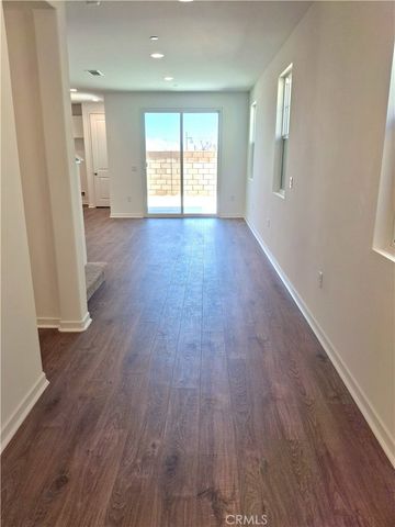 31338 SISKIYOU PASS Court, Winchester, CA 92596