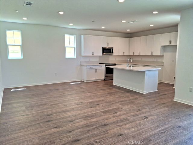 31338 SISKIYOU PASS Court, Winchester, CA 92596