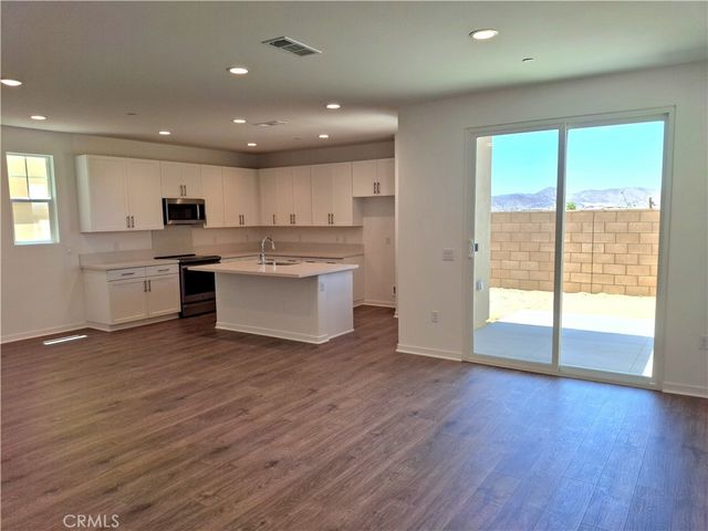 31338 SISKIYOU PASS Court, Winchester, CA 92596