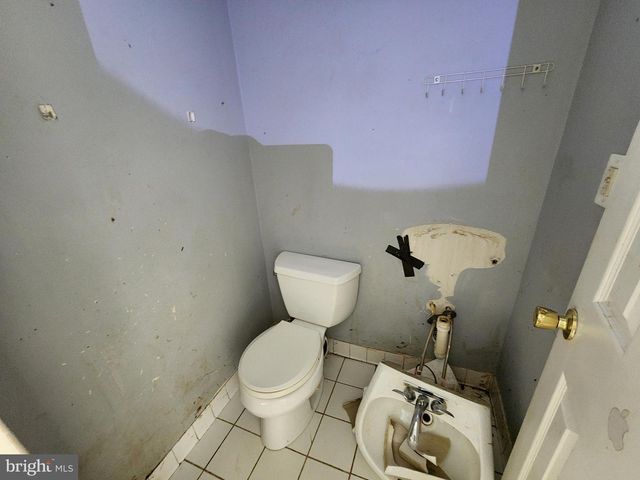 600 N DECKER AVE, Baltimore, MD 21205