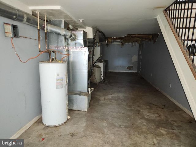 600 N DECKER AVE, Baltimore, MD 21205