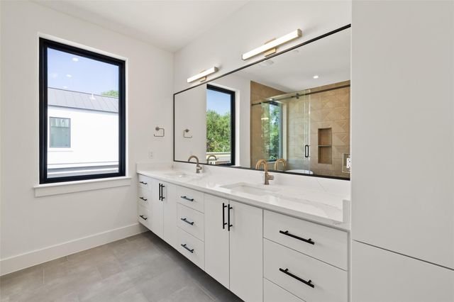 3208 Clawson RD 4B, Austin, TX 78704