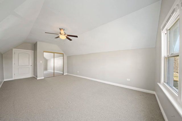 7931 S East End Avenue, Chicago, IL 60617