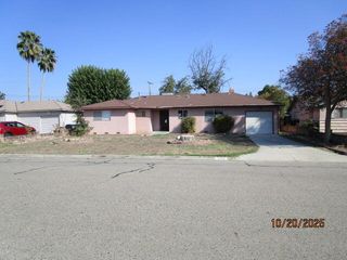 2244 S Church Street, Visalia, CA 93277