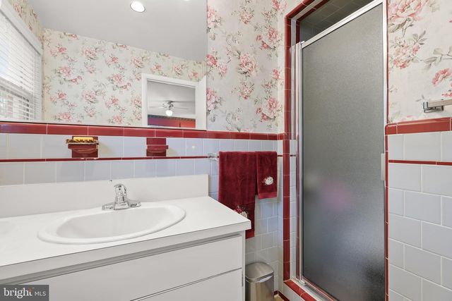 2 GREENLEA DR, Pikesville, MD 21208