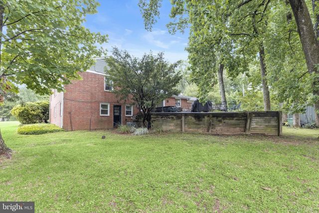 2 GREENLEA DR, Pikesville, MD 21208