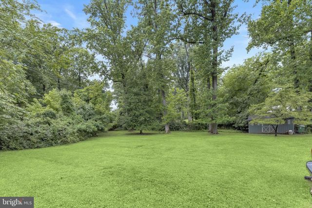 2 GREENLEA DR, Pikesville, MD 21208